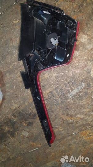 Фонарь задний правый Volvo Xc90 внедорожник