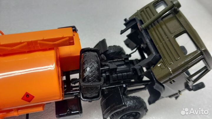 1:43 Камаз-4326 ац