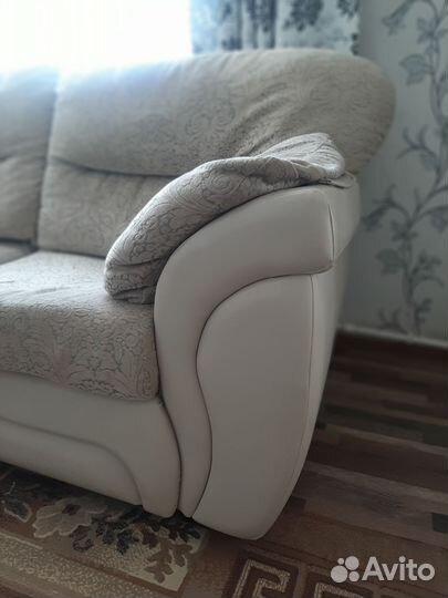 Угловой диван