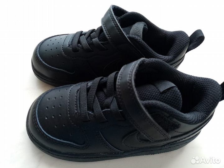 Кроссовки nike детские 24