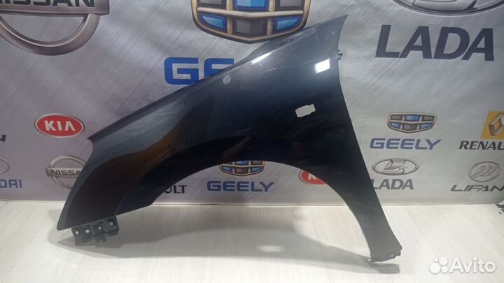 Крыло переднее Nissan almera G15 Лев