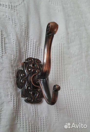 Советские крючки настенные