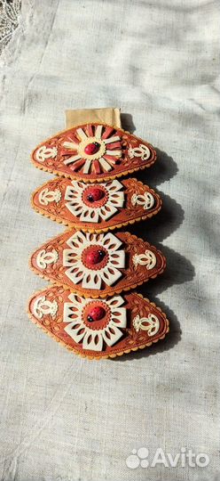 Заколки для волос