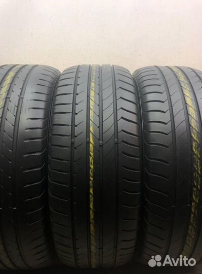 Goodyear EfficientGrip 205/55 R16 103Y