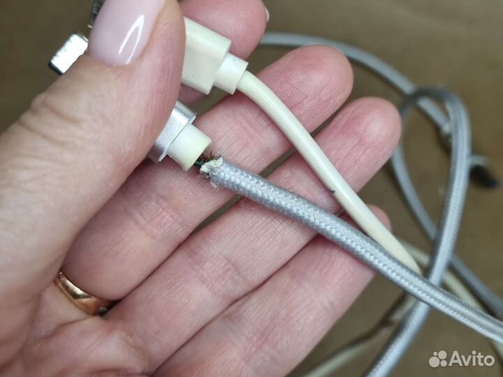 Провода для зарядки телефона и не только