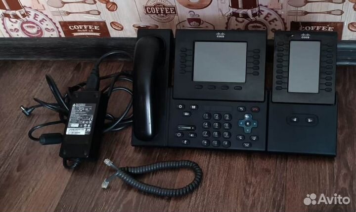 VoIP- телефон Cisco CP-8961