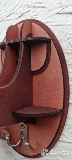 Вешалка, подставка для шлема, кепок, наушников