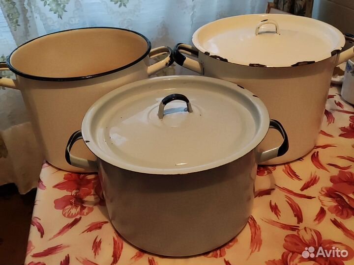 Бидон, кастрюли эмалированные СССР