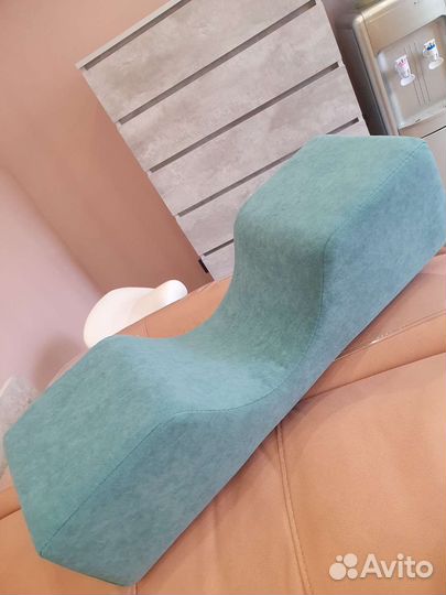 Подушка для наращивания ресниц с выемкой