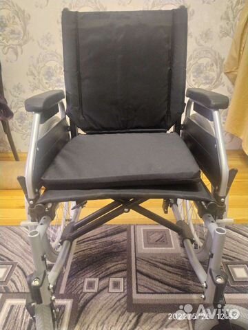 Инвалидная коляска новая
