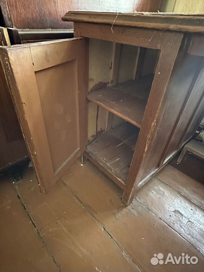 Письменный стол