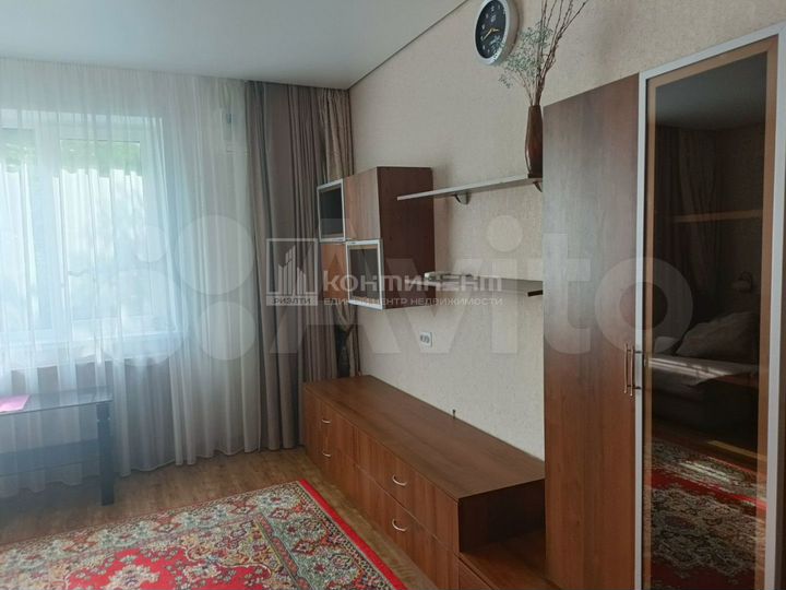 3-к. квартира, 70 м², 2/5 эт.