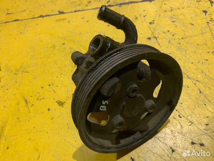 Насос гур Volkswagen Passat 2000-2005