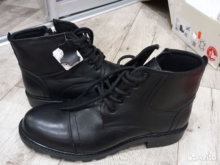 Ботинки мужские 45 размер новые