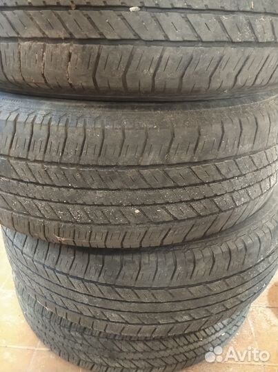 Bridgestone Dueler H/T 265/65 R17