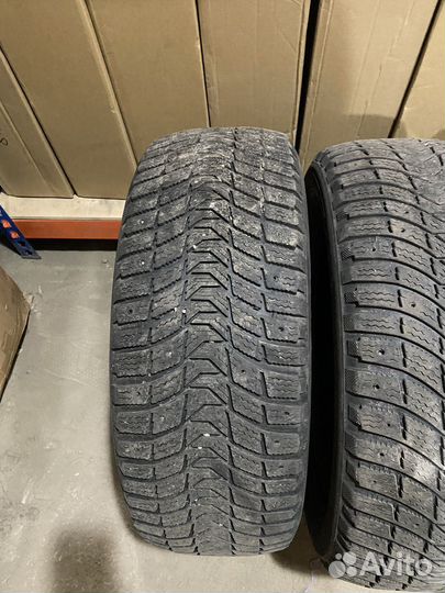 Michelin X-Ice North 3 215/55 R17 98T