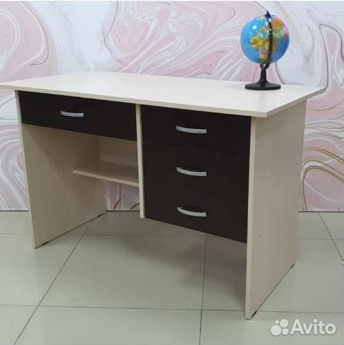 Письменный стол для школьника