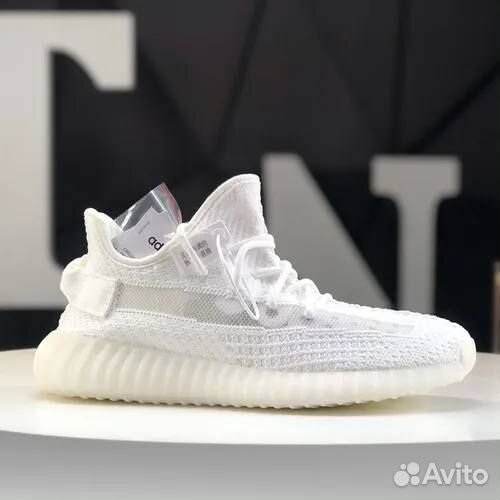 Кроссовки Adidas yeezy boost 350 v2