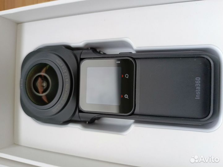 Камера Insta360 one rs