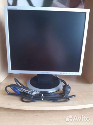 Монитор Samsung SyncMaster 740N