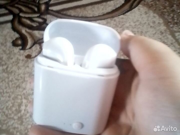 Беспроводные наушники