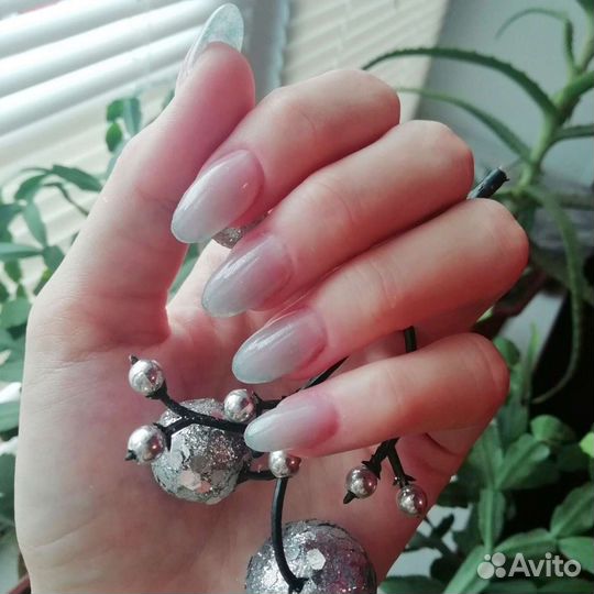 Мастер маникюра