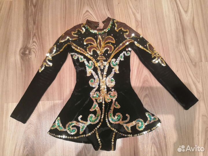 Костюм для фигурного катания 104