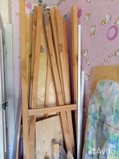 Стеллажи деревянные