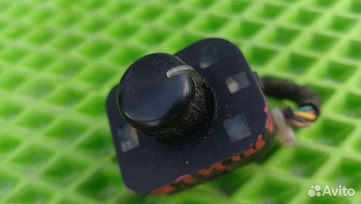 Джостик регулировки зеркал