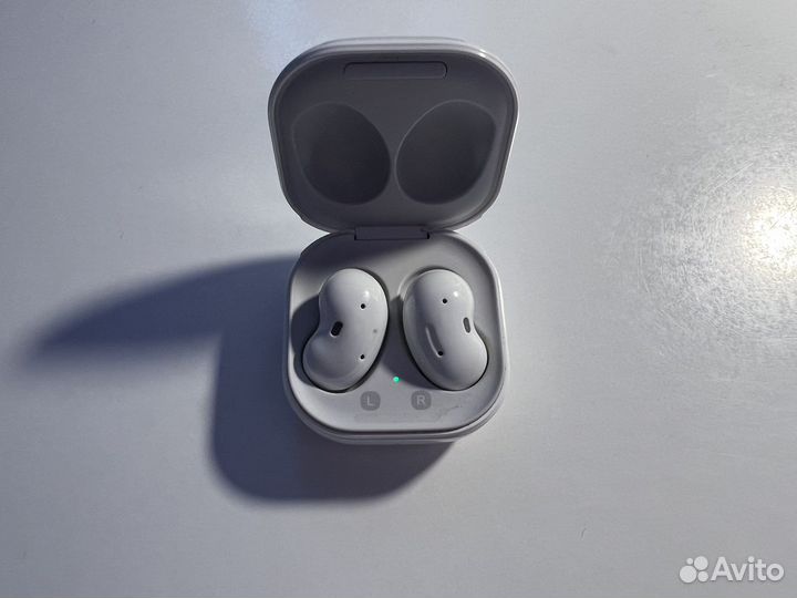 Наушники samsung galaxy buds live