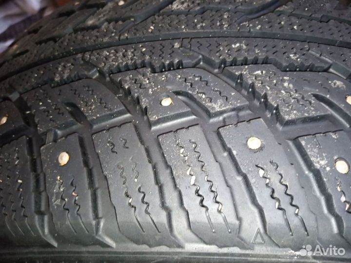 Kumho I'Zen RV Stud KC16 225/55 R18