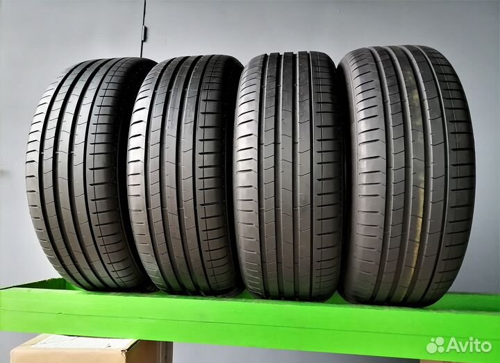 Pirelli P Zero PZ4 225/40 R20 94Y
