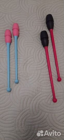 Мяч, булавы, обруч для художественной гимнастики