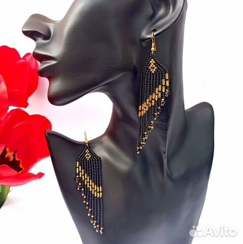 Длинные серьги из бисера Черные крылья с золотом