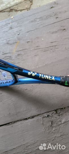 Yonex Ezone 100