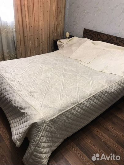 Покрывало на двухспальную кровать