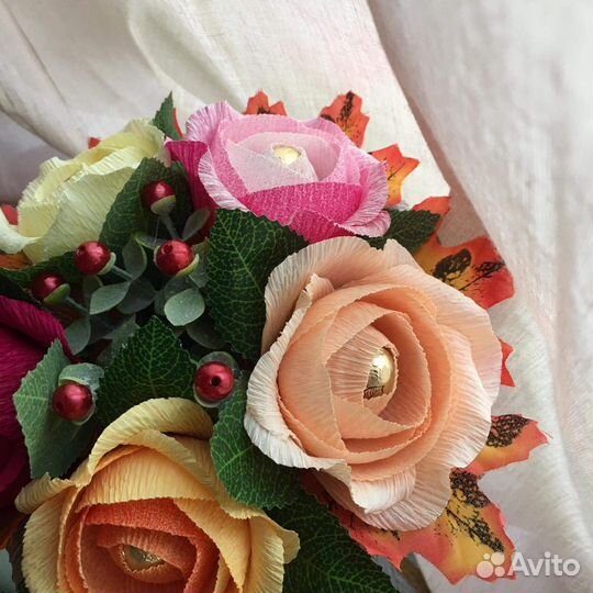 Букет из конфет и цветов на заказ