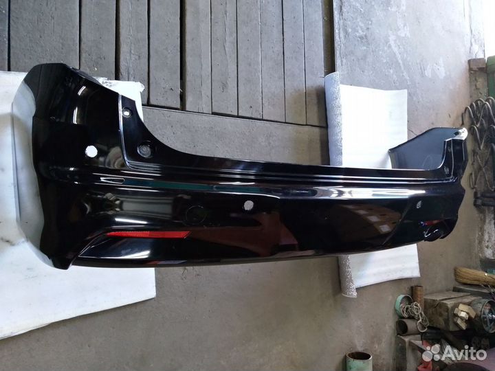 Задний бампер на Honda Stream, RN8 (отверстия под
