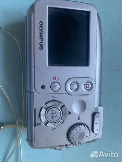 Винтажный фотоаппарат olympus С-480 zoom