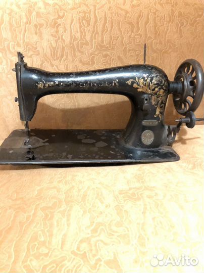 Швейная машина Singer