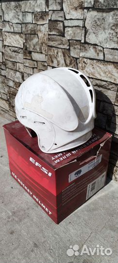 Шлем хоккейный