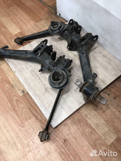 Рычаг задний нижний Honda Civic 4d