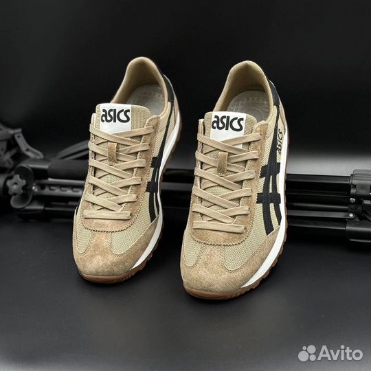 Кроссовки asics весна