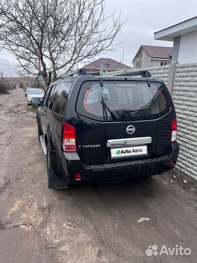 Nissan Pathfinder 2.5 AT, 2006, 300 000 км