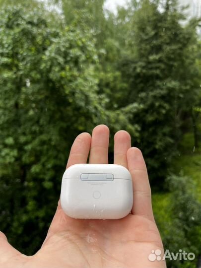 Airpods pro с одним наушником