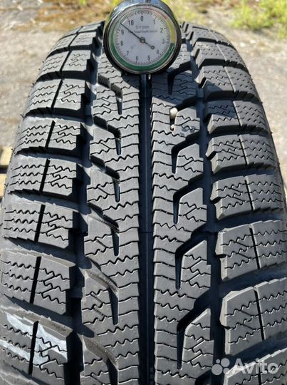 Meteor Winter 215/65 R16