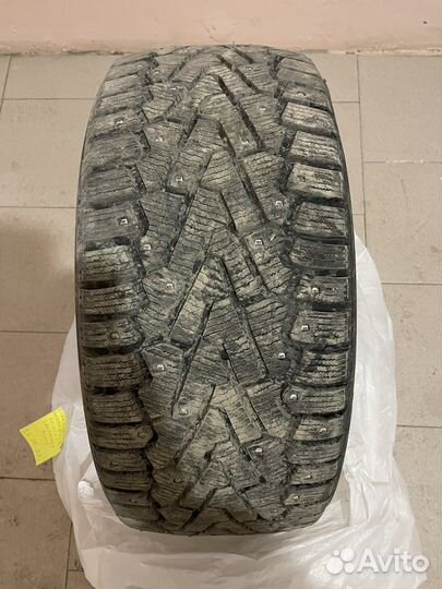 Pirelli Ice Zero 245/40 R18