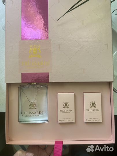Trussardi delicate rose