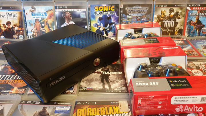 Xbox 360Slim 320гб+freeboot+76игр+2геймпада