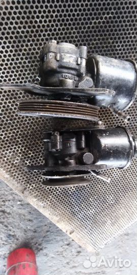 Насос гур Nissan Sunny B12 GA15